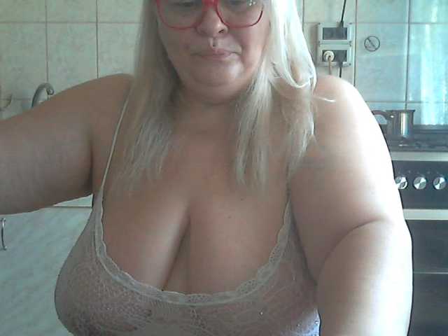 AriannaMilf live cam preview