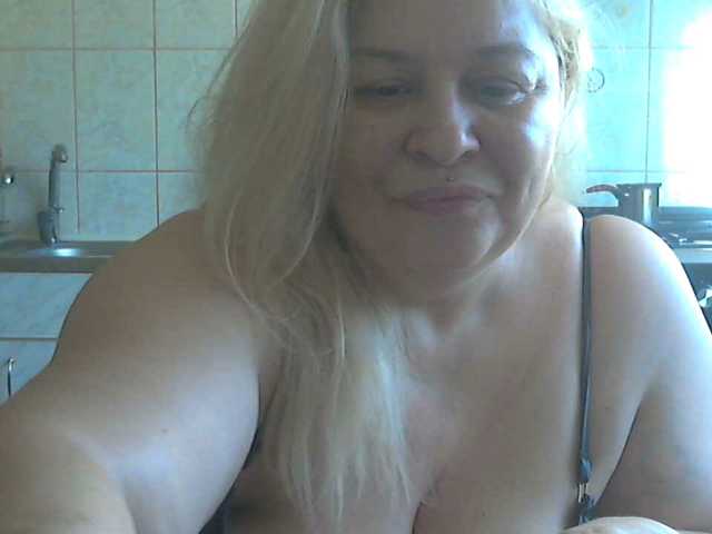 AriannaMilf live cam preview