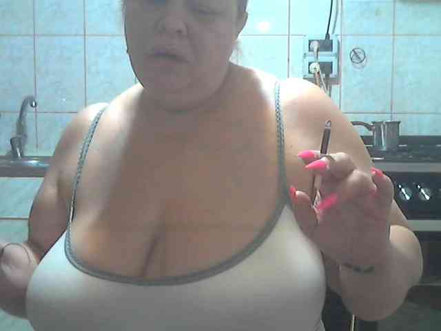 AriannaMilf webcam