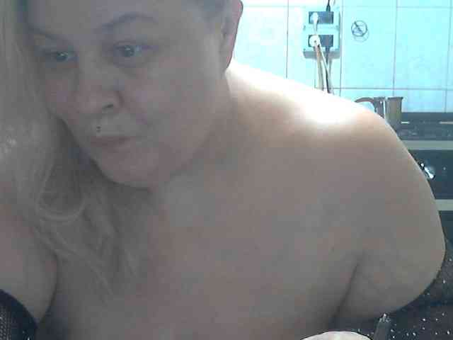 AriannaMilf webcam