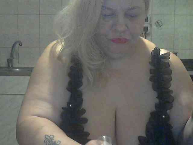 AriannaMilf webcam