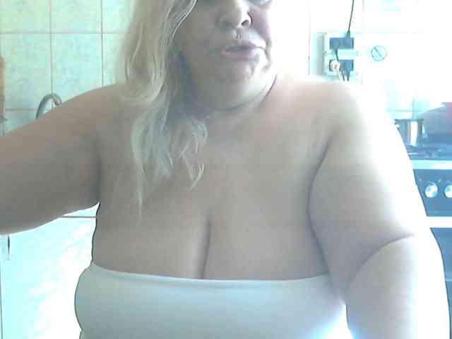 AriannaMilf webcam