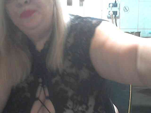 AriannaMilf webcam