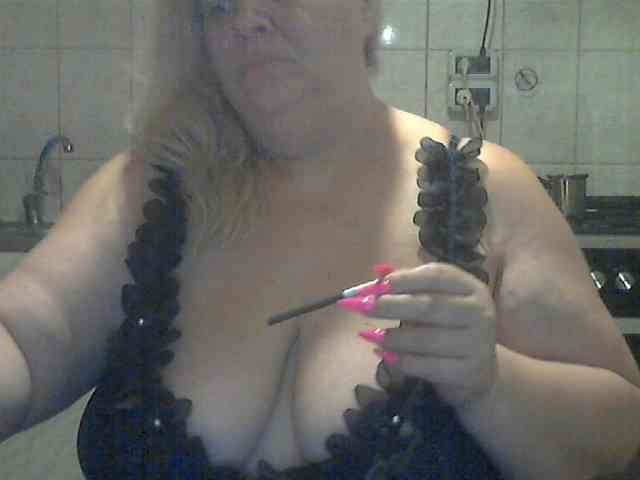 AriannaMilf webcam