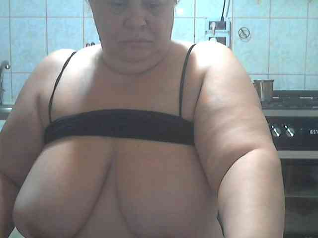 AriannaMilf webcam