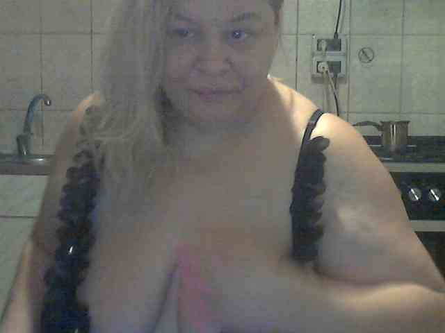 AriannaMilf webcam