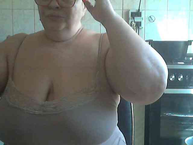 AriannaMilf webcam