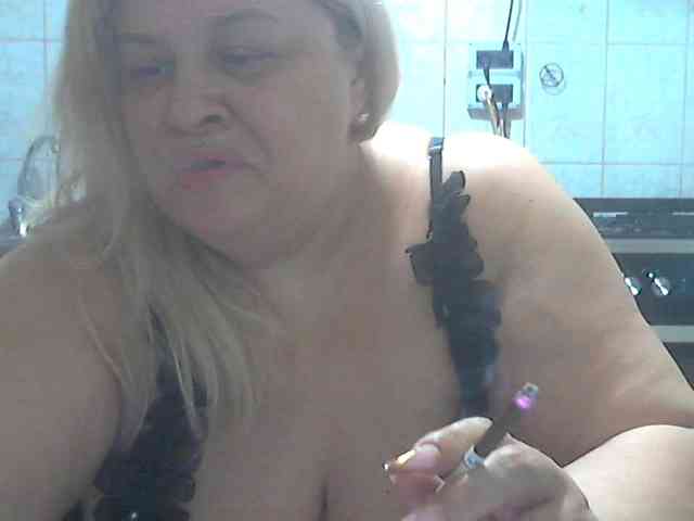 AriannaMilf webcam