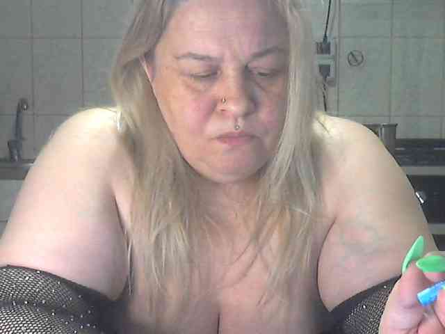 AriannaMilf webcam