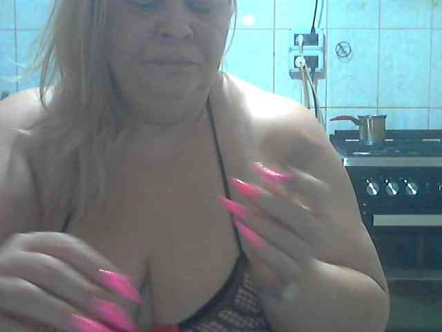 AriannaMilf webcam
