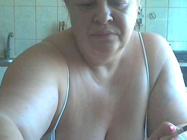 AriannaMilf webcam