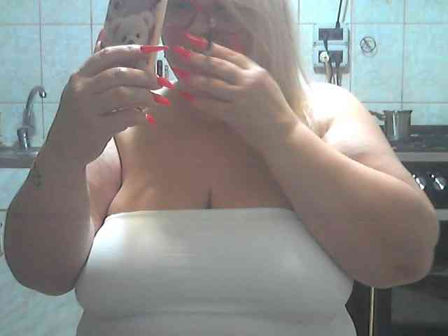 AriannaMilf webcam