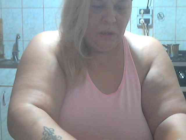 AriannaMilf webcam