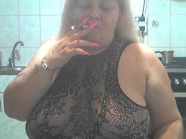 AriannaMilf webcam