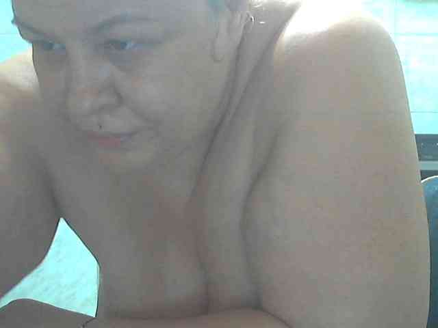AriannaMilf webcam