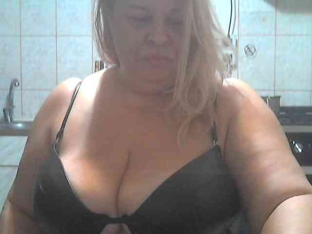 AriannaMilf webcam