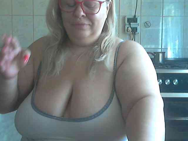 AriannaMilf webcam