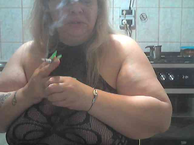 AriannaMilf webcam