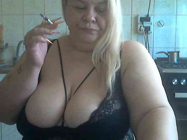 AriannaMilf webcam