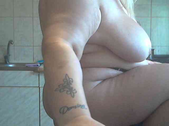 AriannaMilf webcam