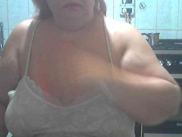 AriannaMilf webcam