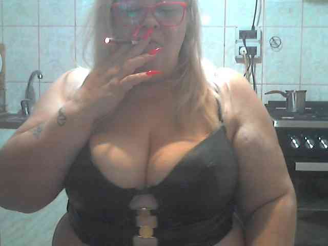 AriannaMilf webcam