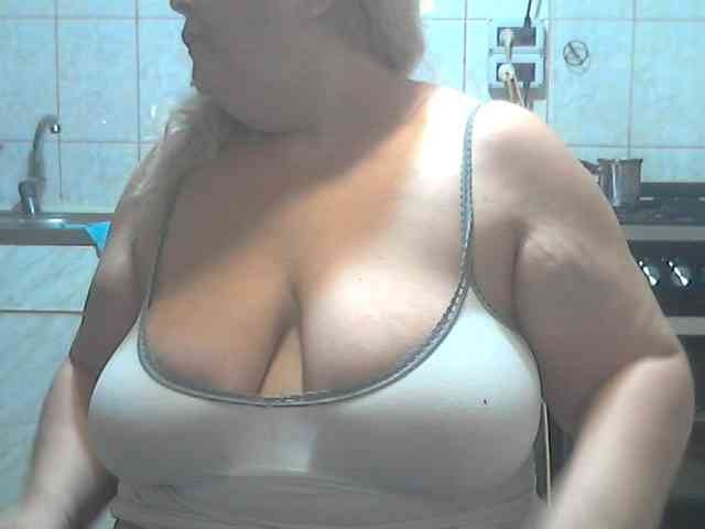 AriannaMilf webcam