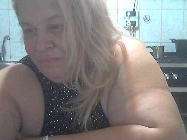 AriannaMilf webcam