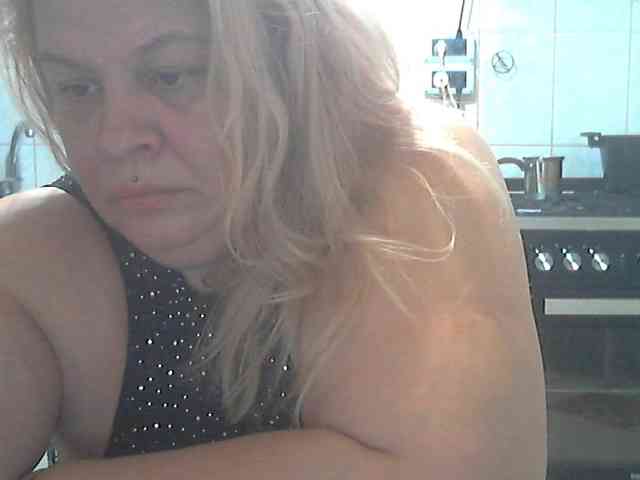 AriannaMilf webcam