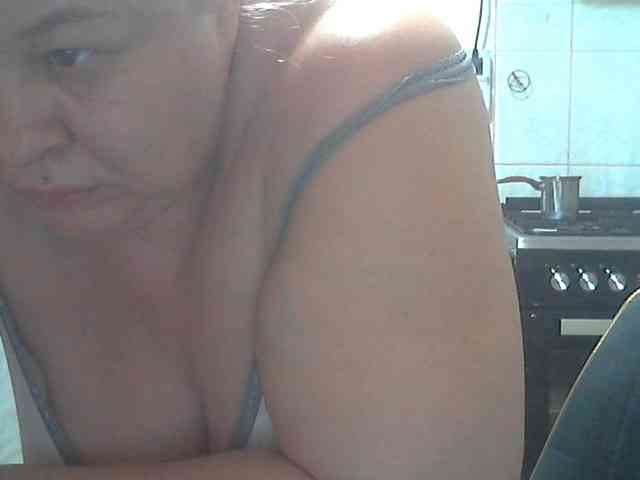 AriannaMilf webcam