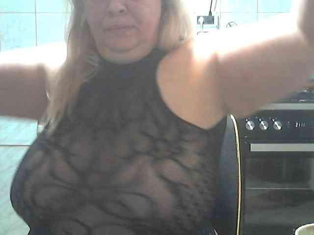 AriannaMilf webcam