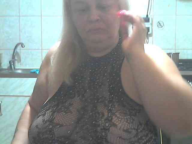 AriannaMilf webcam
