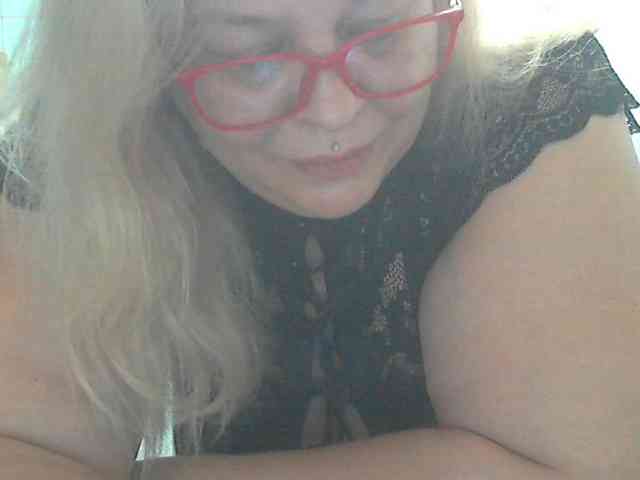 AriannaMilf webcam