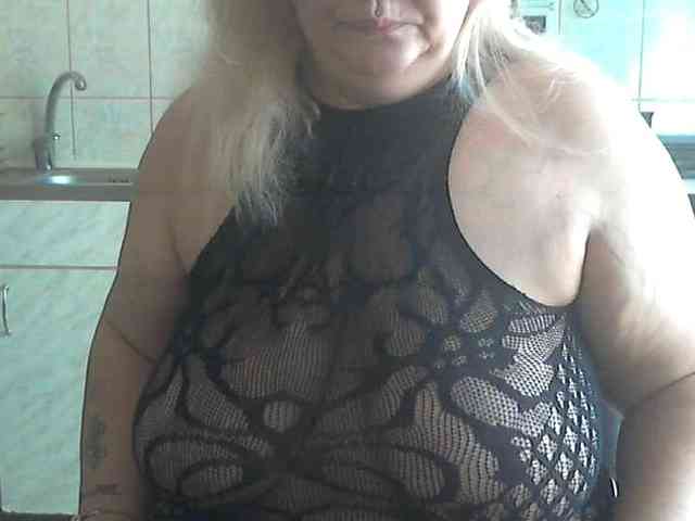 AriannaMilf webcam