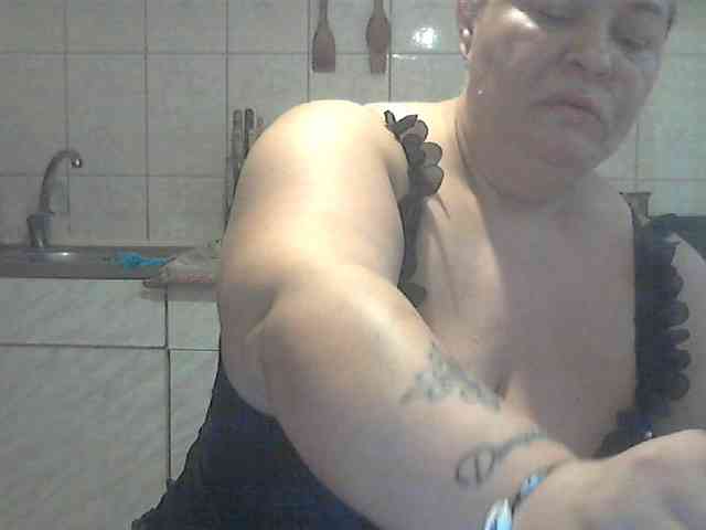 AriannaMilf webcam