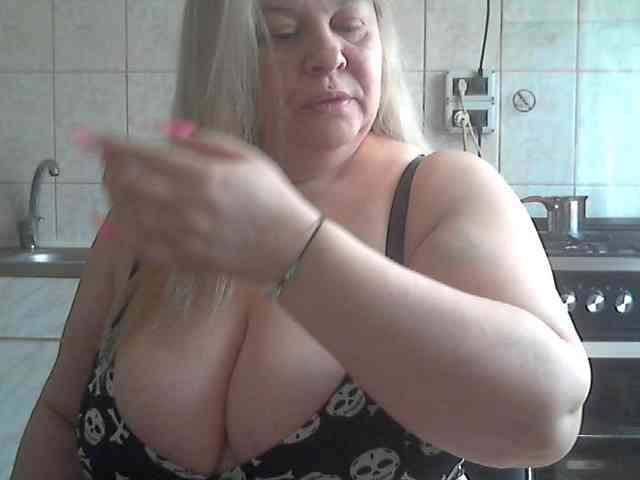 AriannaMilf webcam