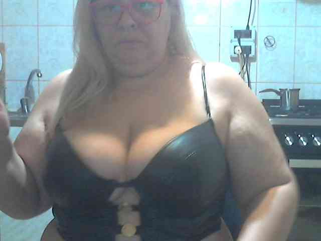 AriannaMilf webcam