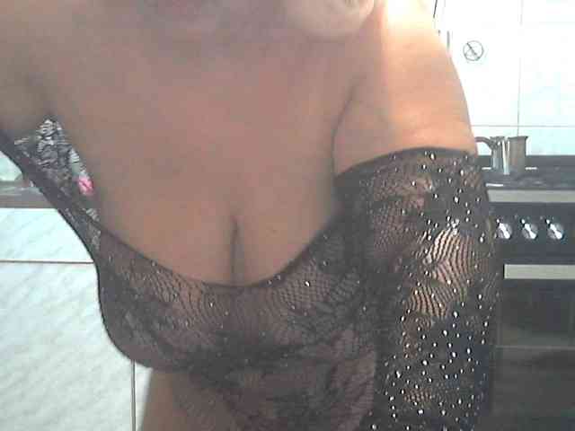 AriannaMilf webcam