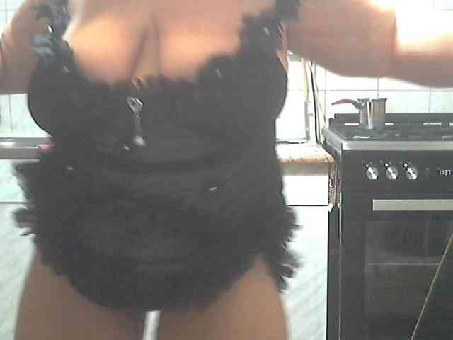AriannaMilf webcam