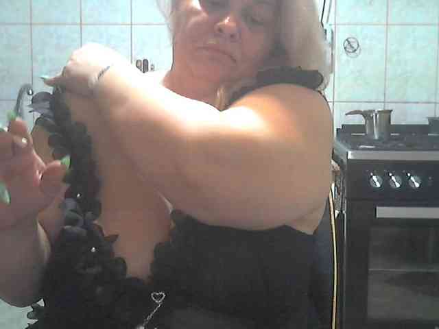 AriannaMilf webcam