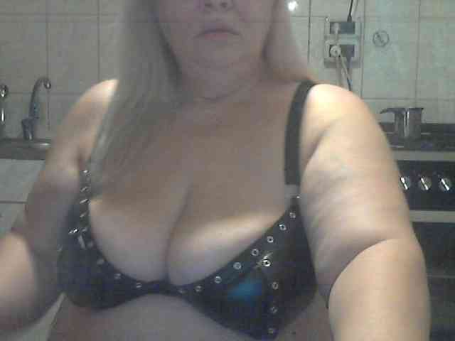 AriannaMilf webcam