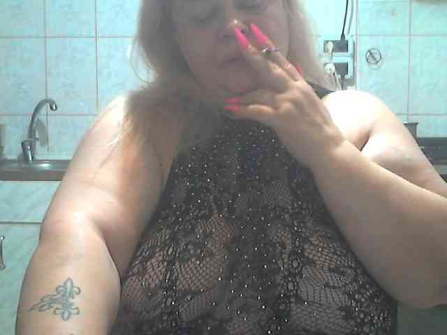 AriannaMilf webcam