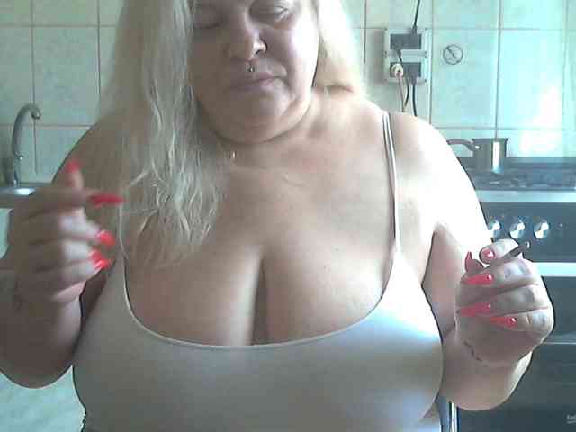 AriannaMilf webcam