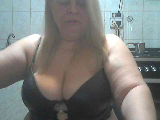 AriannaMilf webcam