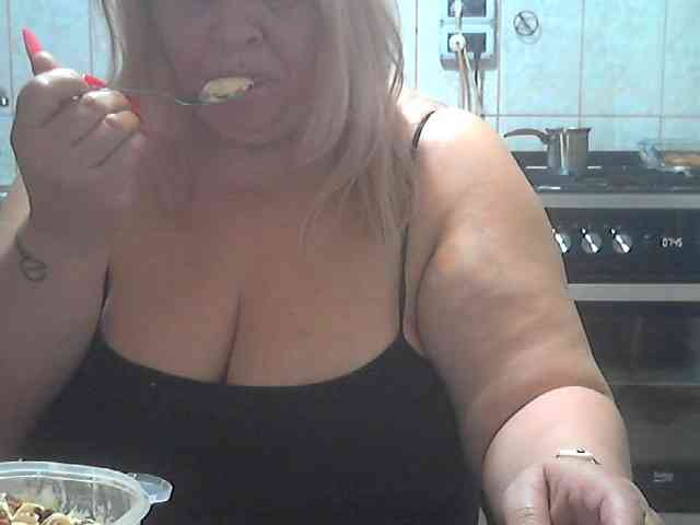 AriannaMilf webcam