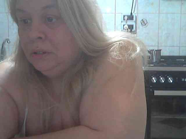 AriannaMilf webcam