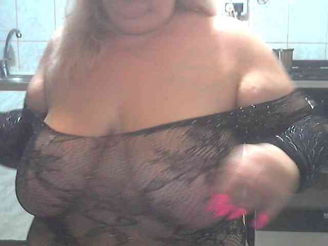 AriannaMilf webcam