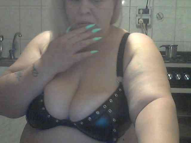 AriannaMilf webcam
