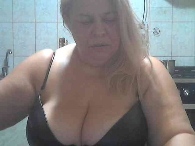 AriannaMilf webcam