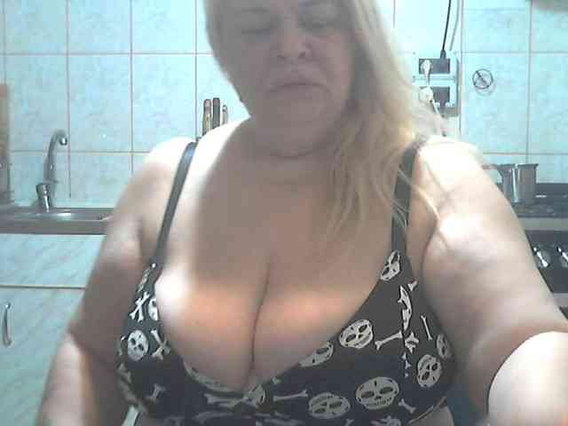 AriannaMilf webcam